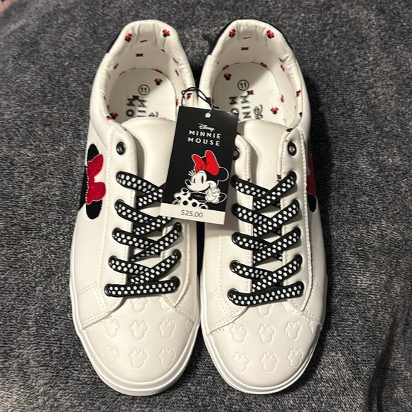 Minnie Mouse Shoes! - Picture 1 of 7